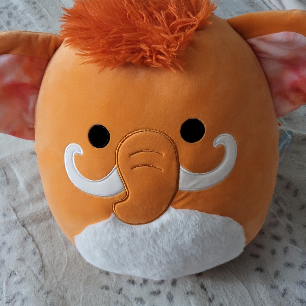 16-inch 🎆 WILBIE  ❤️ ORANGE MAMMOTH 🦣SQUISHMALLOW 🎁 NWT 🩵🎀
